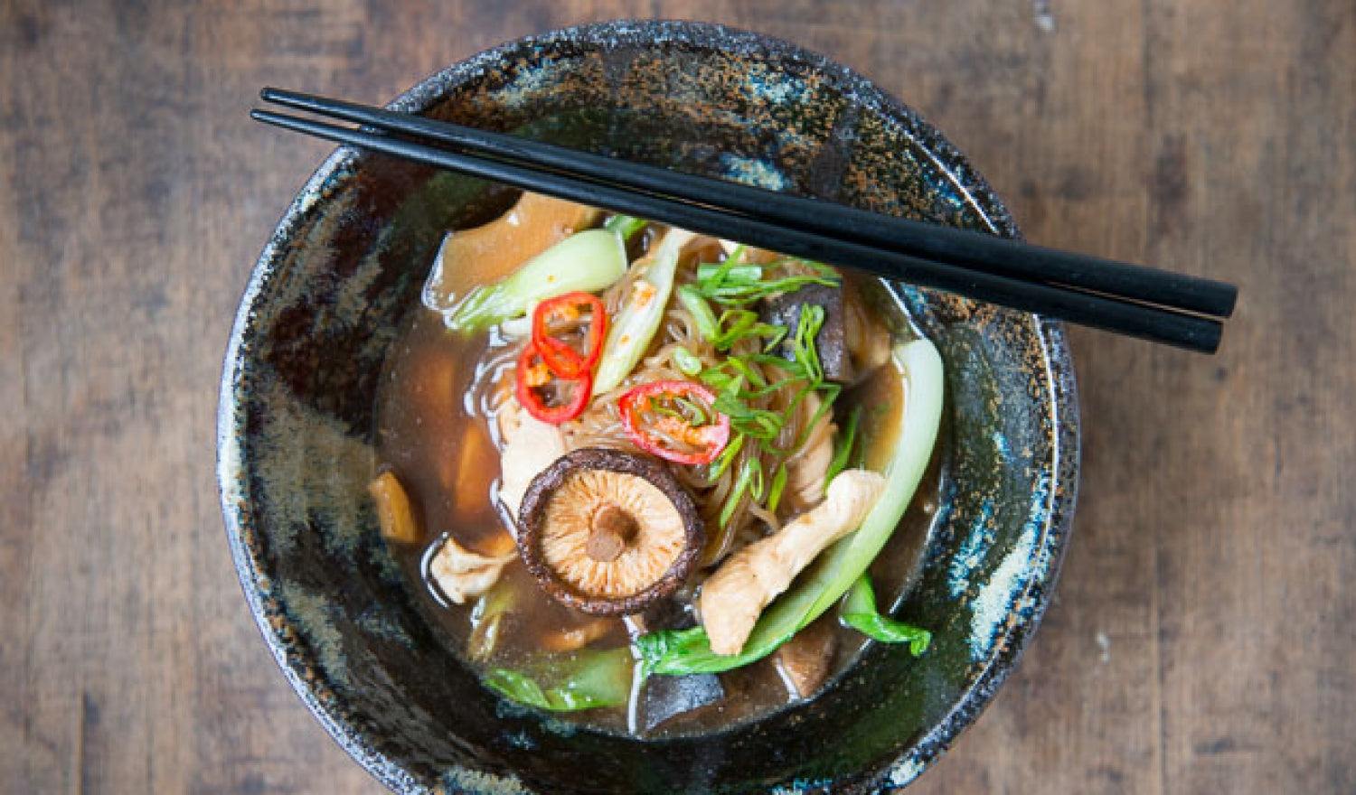 Umami-Rich Chicken Shirataki Noodle Soup Recipe